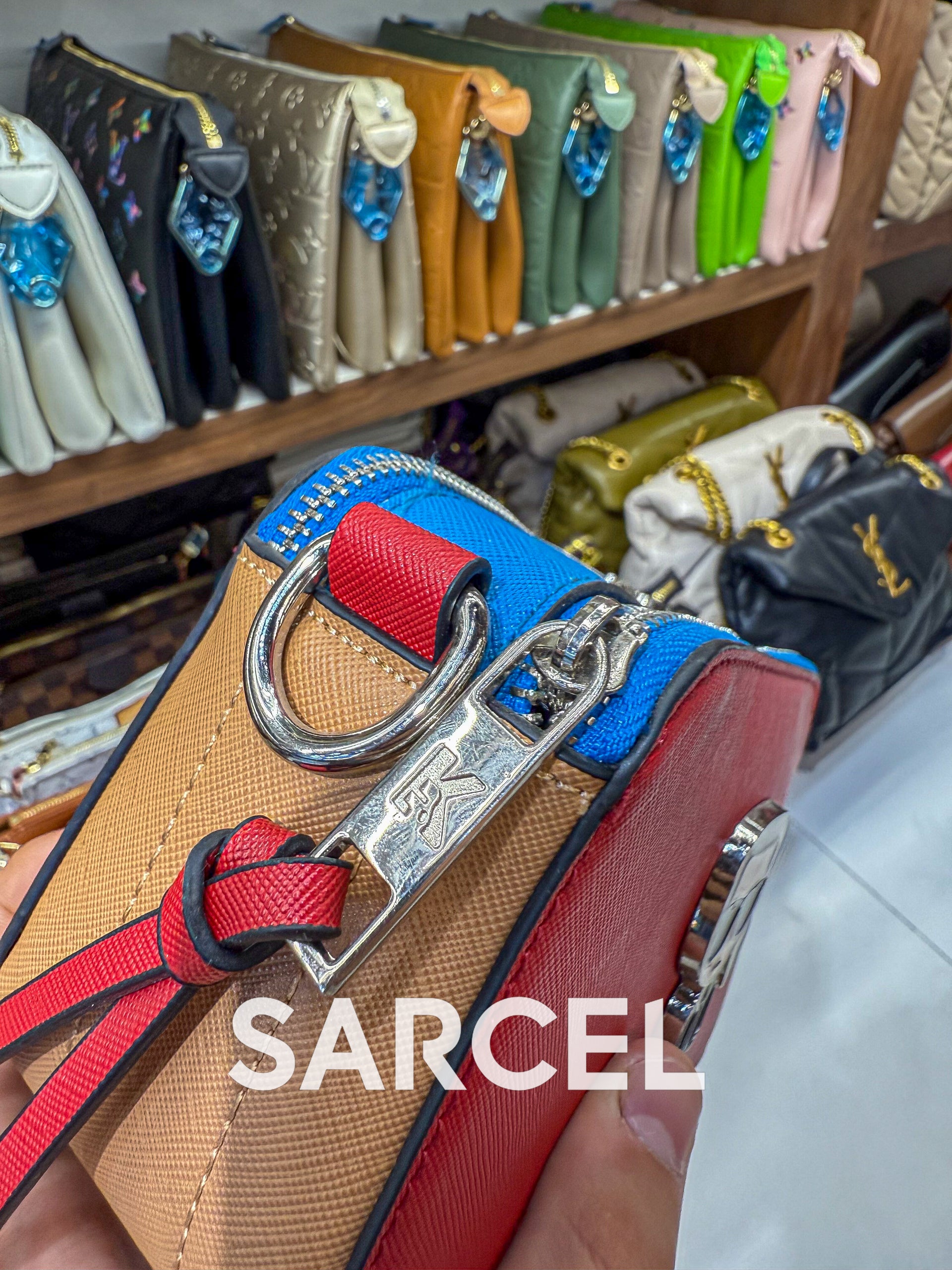 Sac Bandoulière Karl Bleu Cobalt & Rouge Impérial – 100% Cuir Véritable & Finitions Haute Qualité KL-1003