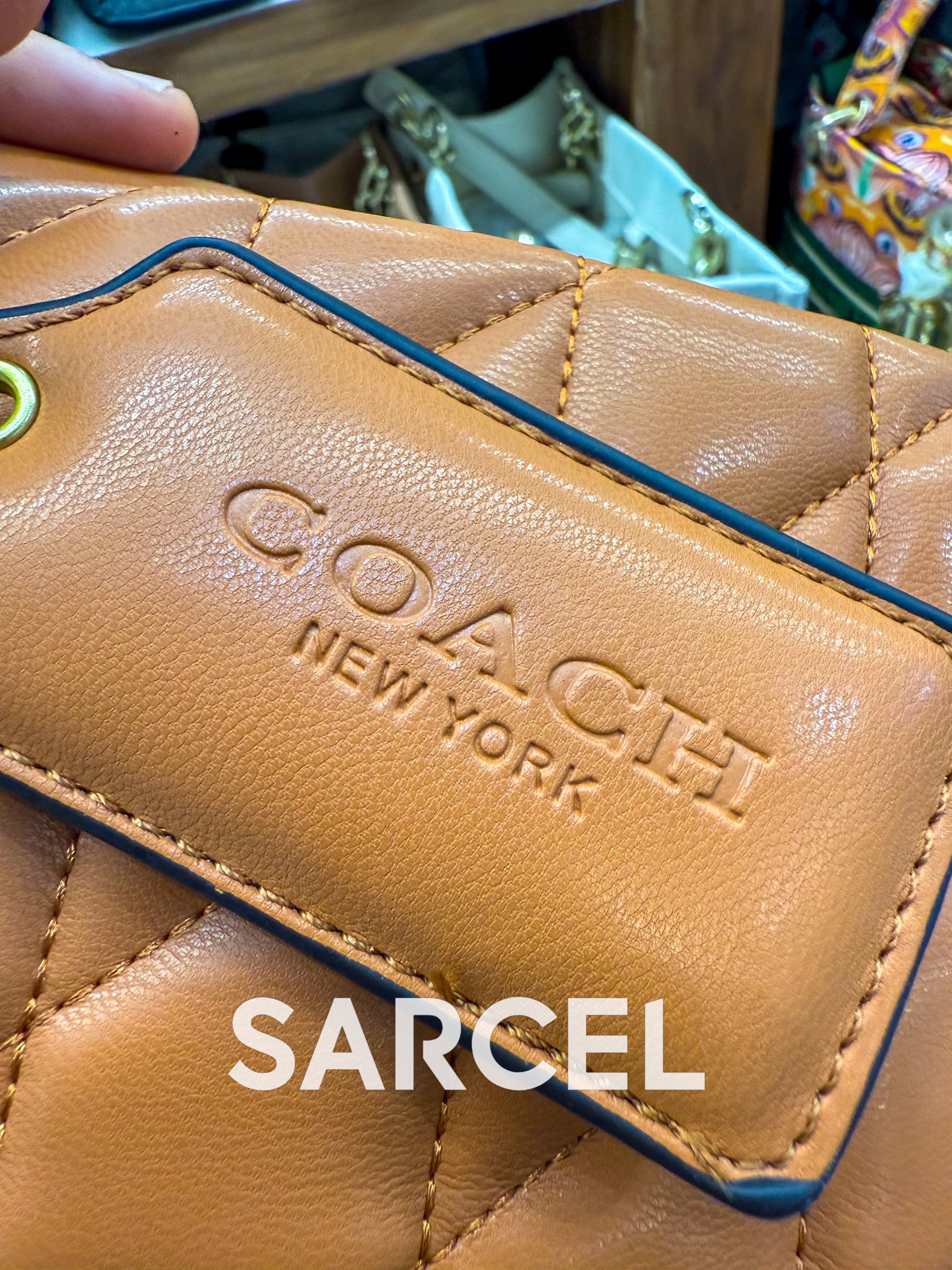 Sac Bandoulière Coach Camel Foncé – 100% Cuir Véritable & Finitions Haute Qualité CH-1012