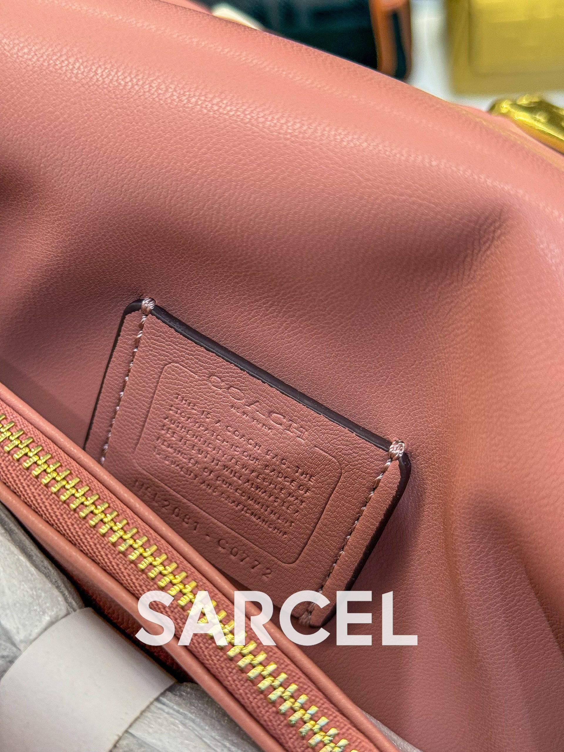 Sac Bandoulière Coach Rose Blush – 100% Cuir Véritable & Finitions Haute Qualité CH-1013