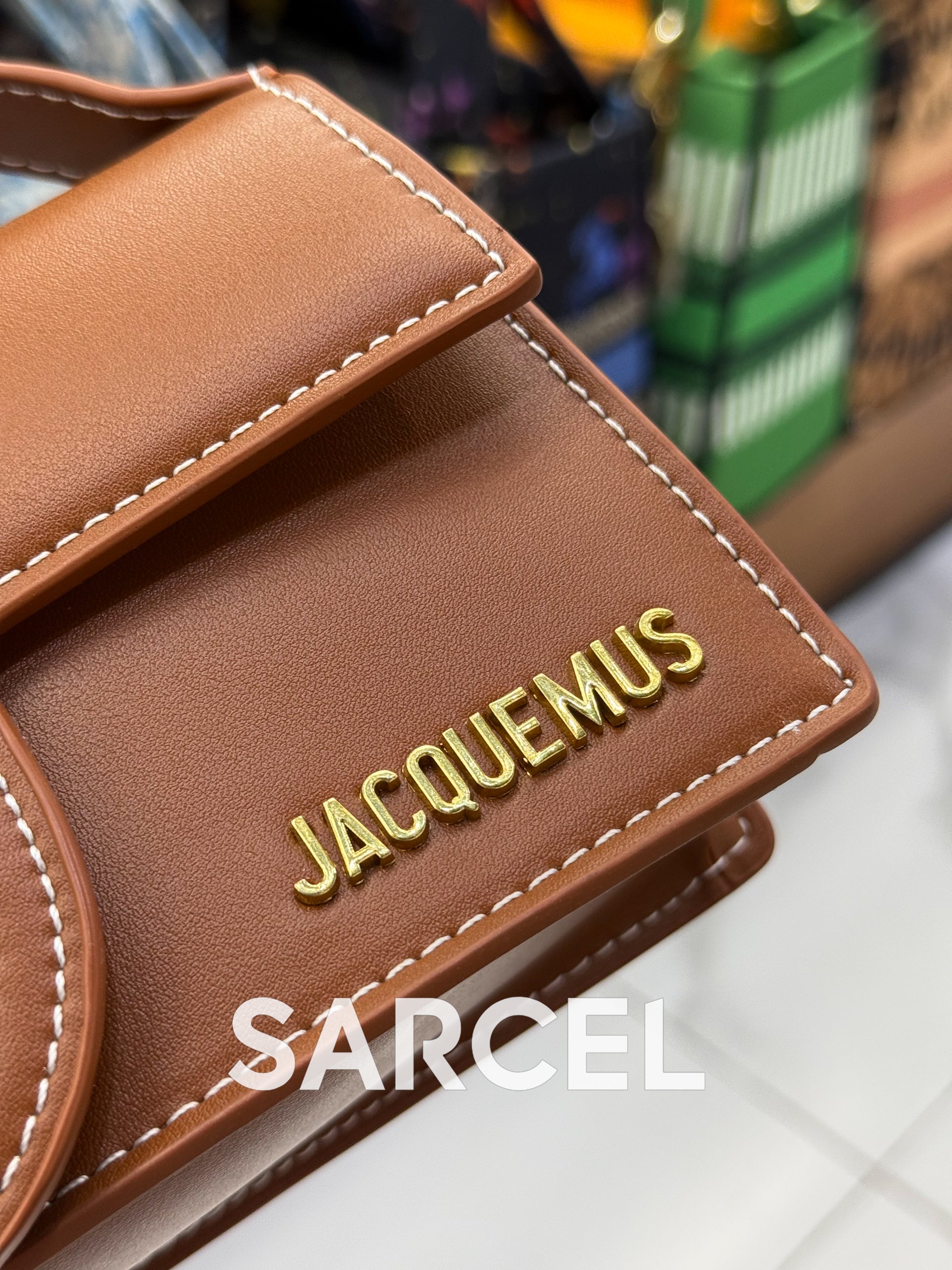 Sac Bandoulière Jaquemus Camel Foncé – 100% Cuir Véritable & Finitions Haute Qualité JQ-1017