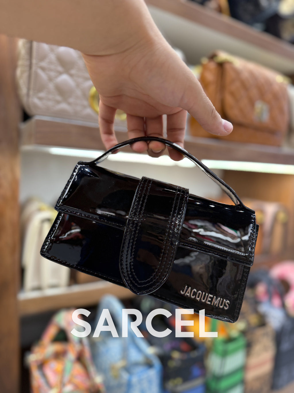 Sac Bandoulière Jaquemus Noir Brillant – 100% Cuir Véritable & Finitions Haute Qualité JQ-1022