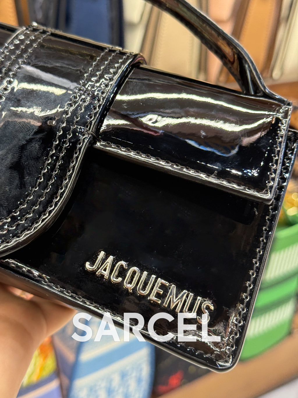 Sac Bandoulière Jaquemus Noir Brillant – 100% Cuir Véritable & Finitions Haute Qualité JQ-1022